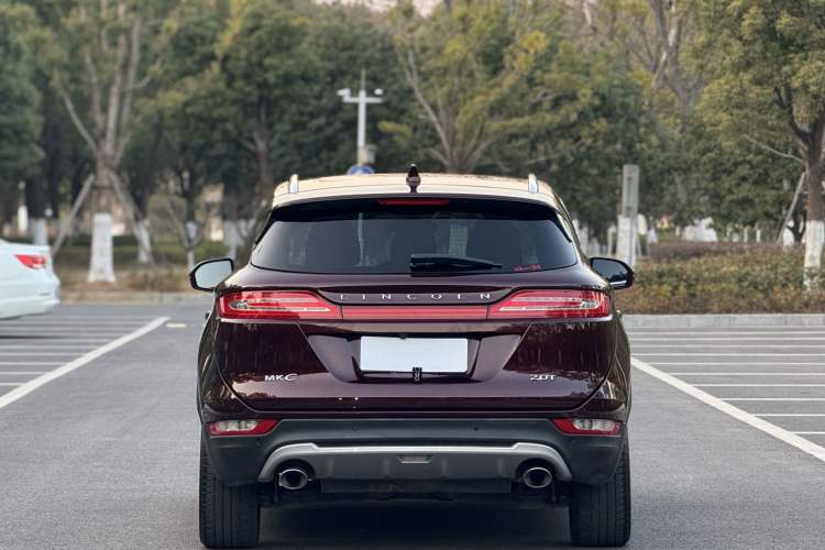 Used Lincoln MKC 2017 2.0T Two-Wheel Drive Deluxe Edition Exterior 4