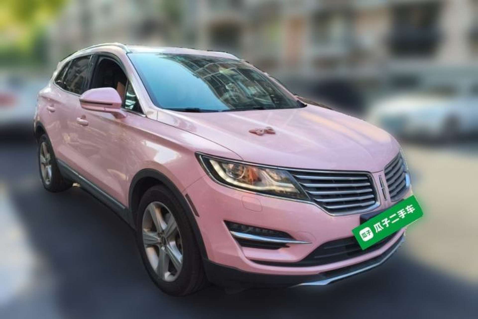 Used Lincoln MKC 2017 2.0T Two-Wheel Drive Deluxe Edition Front Right 45 Deg
