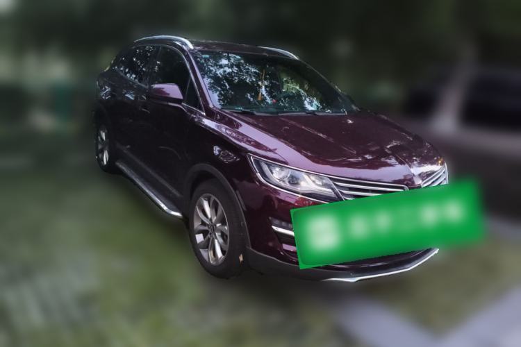 Used Lincoln MKC 2017 2.0T Two-Wheel-Drive Luxury Edition Front Right 45 Deg