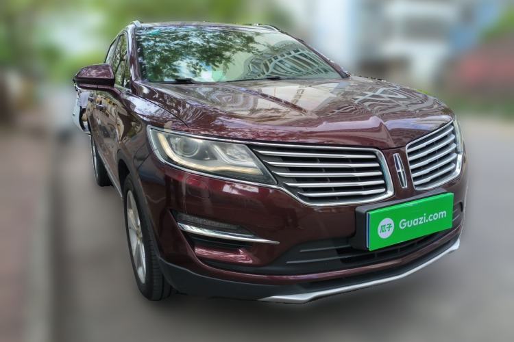 Used Lincoln MKC 2017 2.0T Two-Wheel Drive Zunyue Edition Front Right 45 Deg