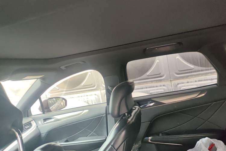 Used Lincoln MKC 2017 2.0T Two-Wheel Drive Deluxe Edition Headliner