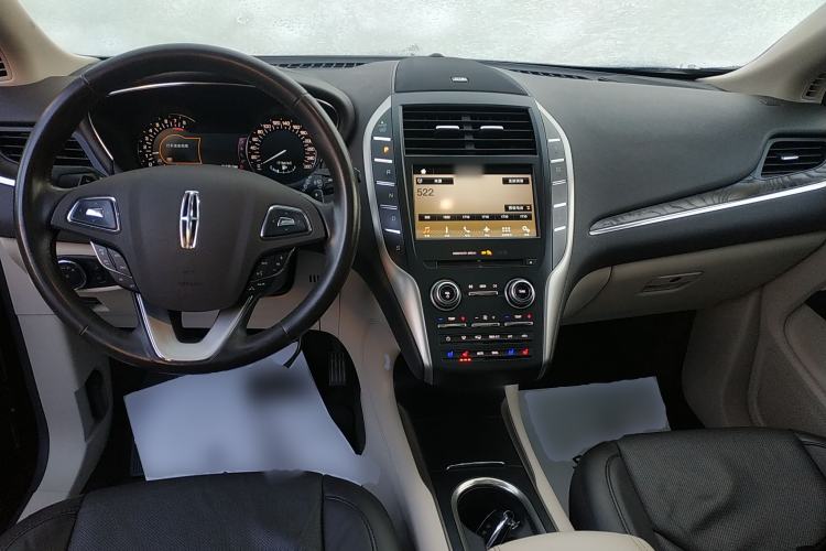 Used Lincoln MKC 2017 2.0T Four-Wheel Drive Zunya Edition Interior 2