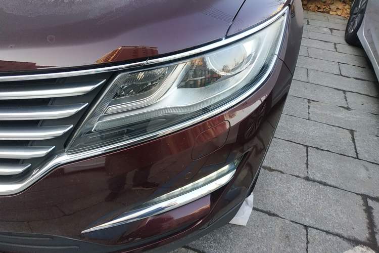 Used Lincoln MKC 2017 2.0T Four-Wheel Drive Zunya Edition Left Front Headlight