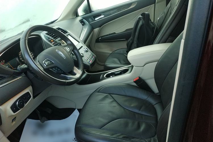 Used Lincoln MKC 2017 2.0T Four-Wheel Drive Zunya Edition Left Front Seat