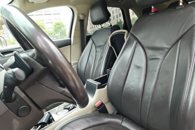 Used Lincoln MKC 2017 2.0T Two-Wheel-Drive Luxury Edition Left Front Seat