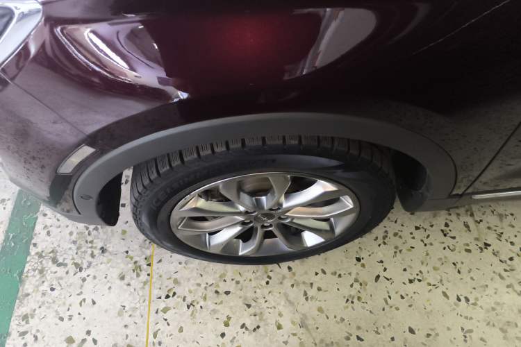 Used Lincoln MKC 2017 2.0T Four-Wheel Drive Zunya Edition Left Front Wheel Hub