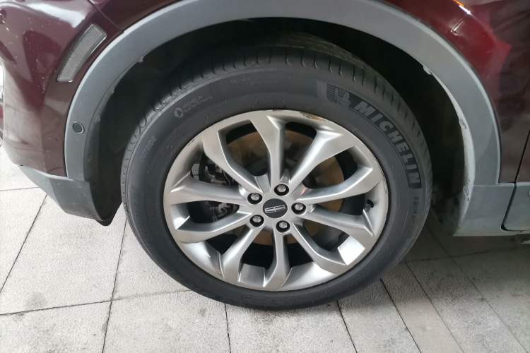 Used Lincoln MKC 2017 2.0T Four-Wheel Drive Zunya Edition Left Front Wheel Hub