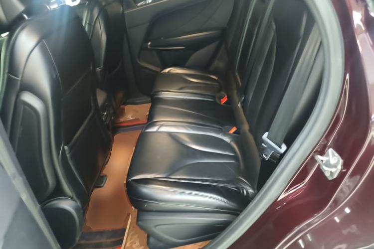 Used Lincoln MKC 2017 2.0T Two-Wheel Drive Deluxe Edition Left Rear Seat