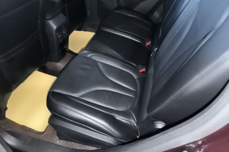 Used Lincoln MKC 2017 2.0T Four-Wheel Drive Zunya Edition Left Rear Seat