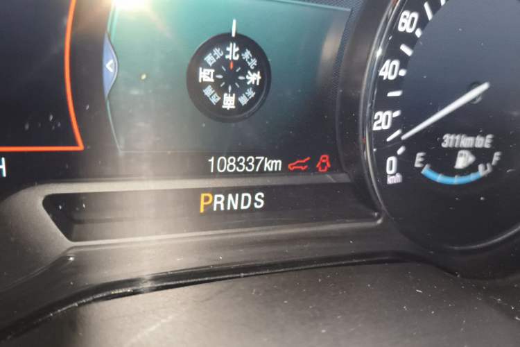 Used Lincoln MKC 2017 2.0T Two-Wheel-Drive Luxury Edition Odometer Close Up