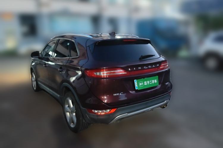 Used Lincoln MKC 2017 2.0T Two-Wheel Drive Deluxe Edition Rear Left 45 Deg