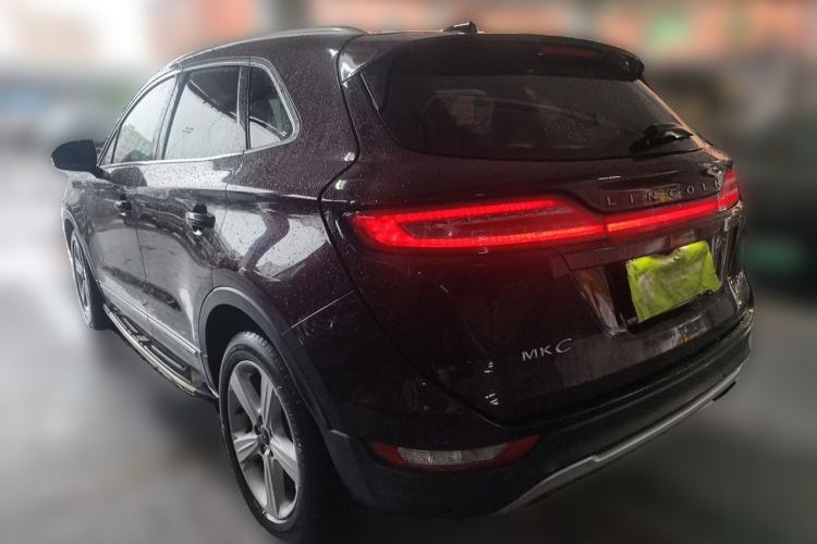 Used Lincoln MKC 2017 2.0T Two-Wheel Drive Deluxe Edition Rear Left 45 Deg