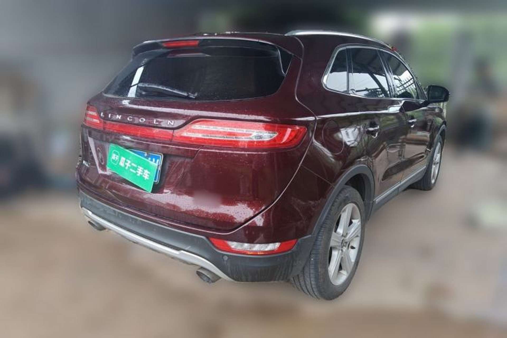 Used Lincoln MKC 2017 2.0T Two-Wheel Drive Deluxe Edition Rear Right 45 Deg
