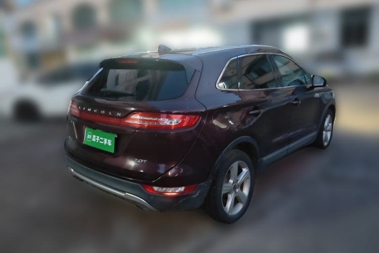Used Lincoln MKC 2017 2.0T Two-Wheel Drive Deluxe Edition Rear Right 45 Deg