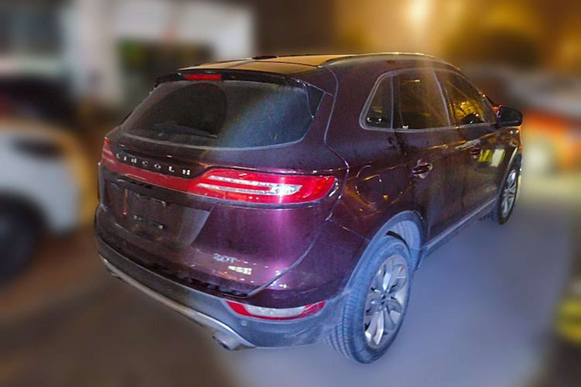 Used Lincoln MKC 2017 2.0T Two-Wheel-Drive Luxury Edition Rear Right 45 Deg