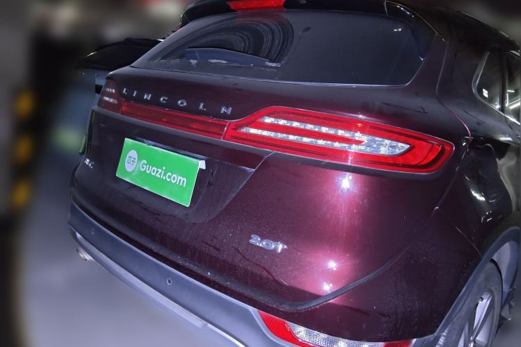 Used Lincoln MKC 2017 2.0T Two-Wheel Drive Deluxe Edition Rear