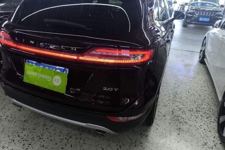 Used Lincoln MKC 2017 2.0T Four-Wheel Drive Zunya Edition Right Rear Taillight