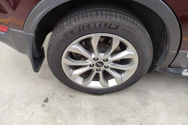 Used Lincoln MKC 2017 2.0T Four-Wheel Drive Zunya Edition Right Rear Wheel Hub