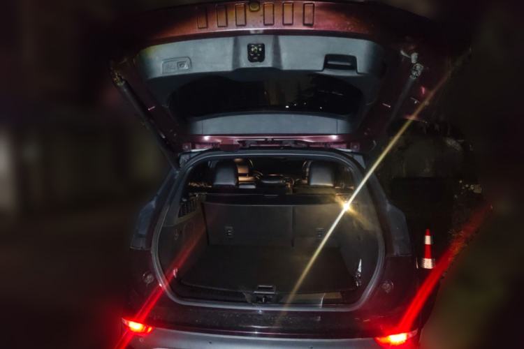Used Lincoln MKC 2017 2.0T Two-Wheel Drive Deluxe Edition Trunk