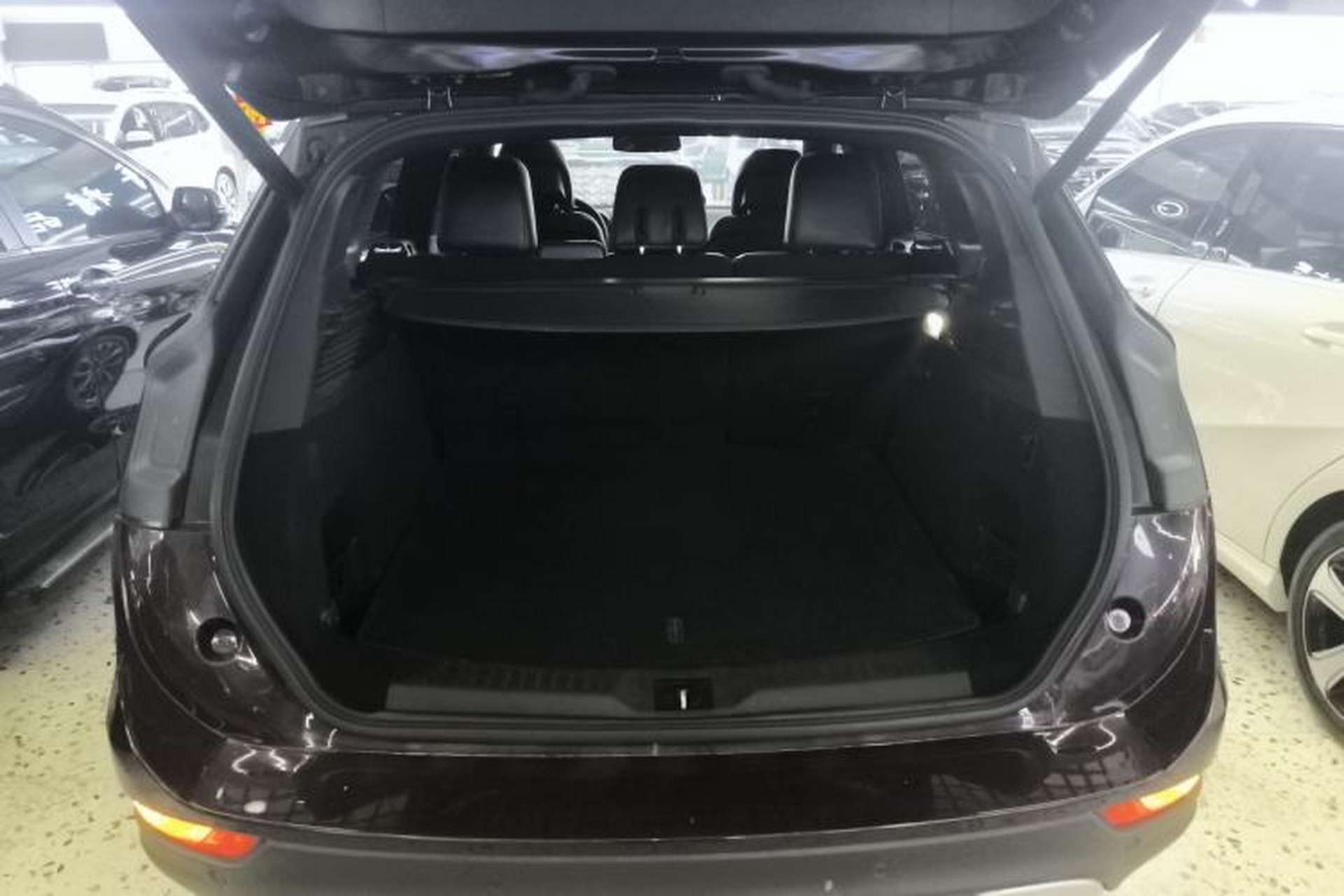 Used Lincoln MKC 2017 2.0T Four-Wheel Drive Zunya Edition Trunk