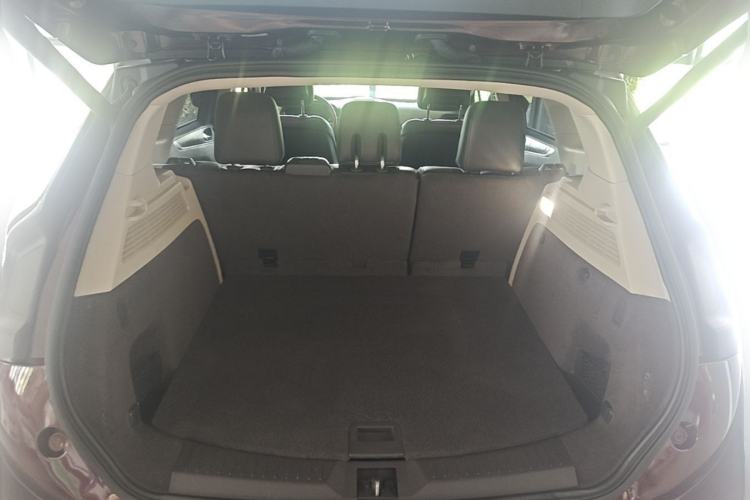 Used Lincoln MKC 2017 2.0T Two-Wheel-Drive Luxury Edition Trunk