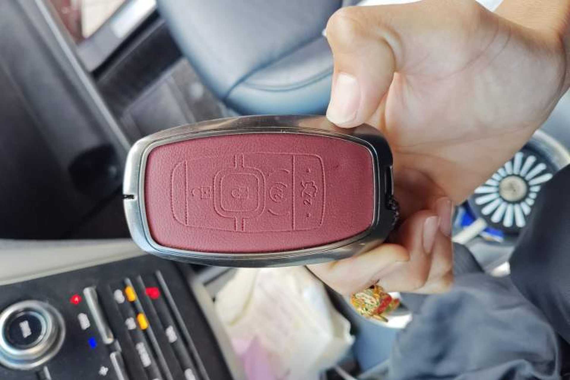 Used Lincoln MKC 2017 2.0T Two-Wheel Drive Deluxe Edition Vehicle Key
