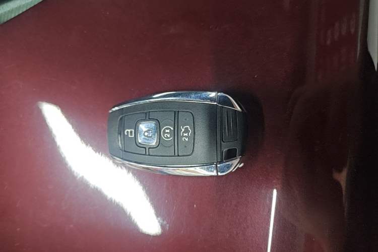 Used Lincoln MKC 2017 2.0T Four-Wheel Drive Zunya Edition Vehicle Key