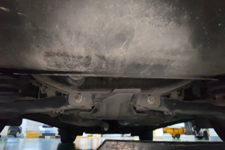 Used Lincoln MKC 2017 2.0T Two-Wheel Drive Deluxe Edition Chassis Rear