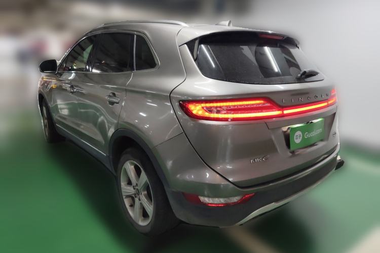 Used Lincoln MKC 2017 2.0T Two-Wheel Drive Deluxe Edition Rear Left 45 Deg