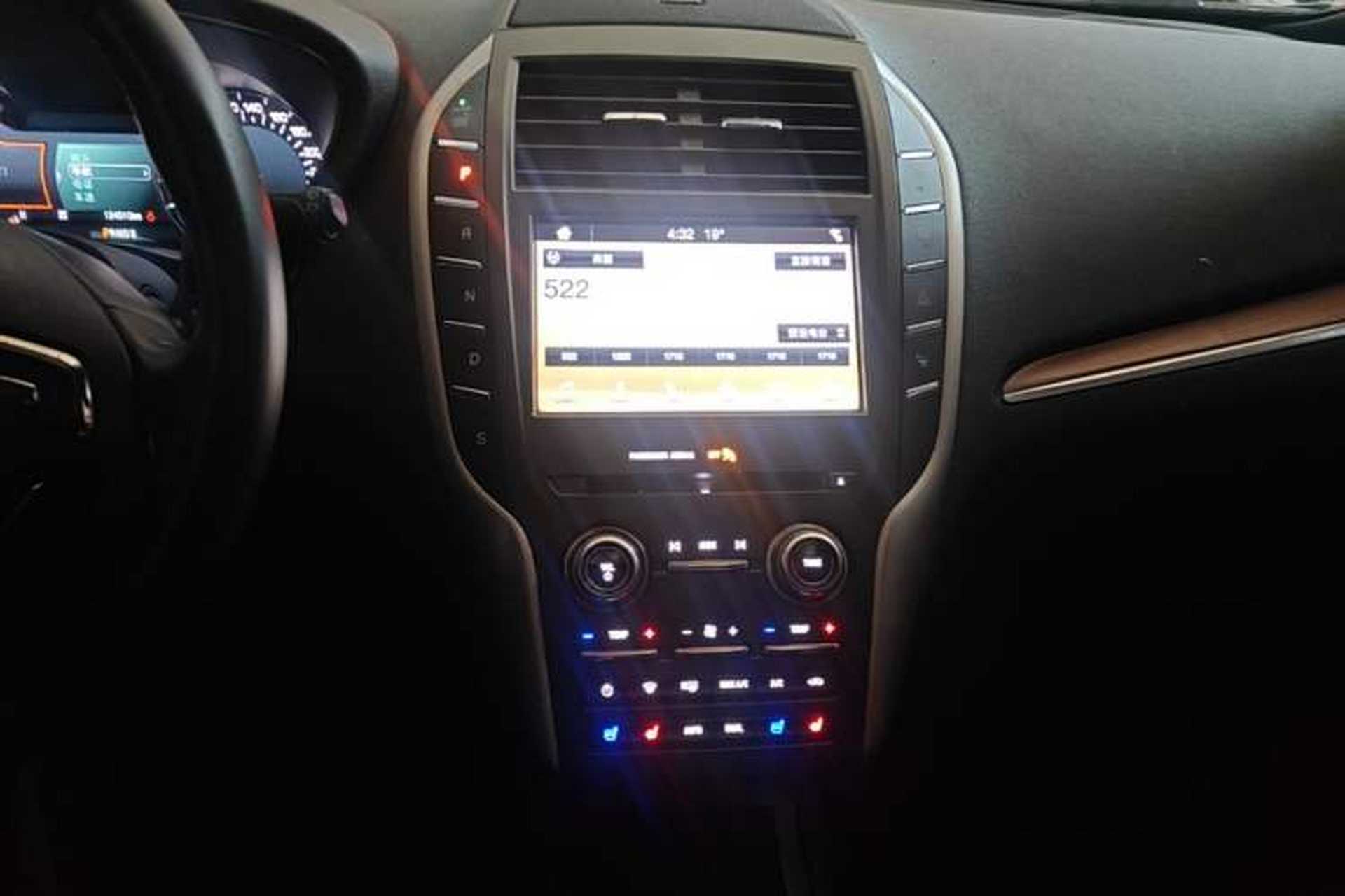 Used Lincoln MKC 2017 2.0T Two-Wheel-Drive Luxury Edition Audio And AC Panel
