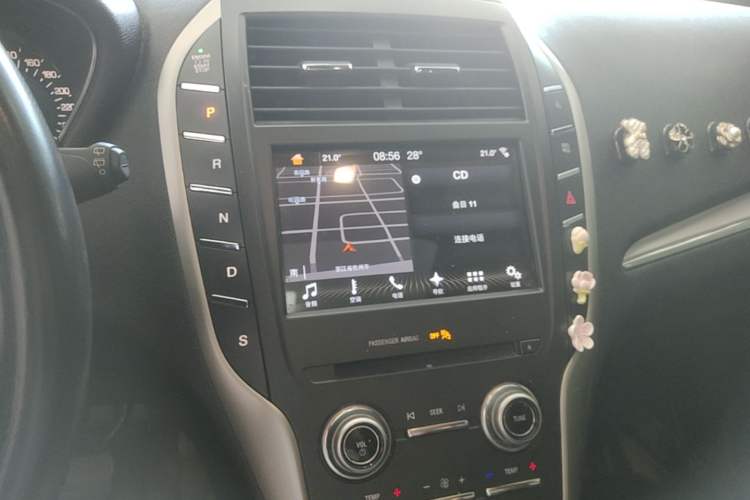 Used Lincoln MKC 2017 2.0T Two-Wheel Drive Deluxe Edition Audio And AC Panel