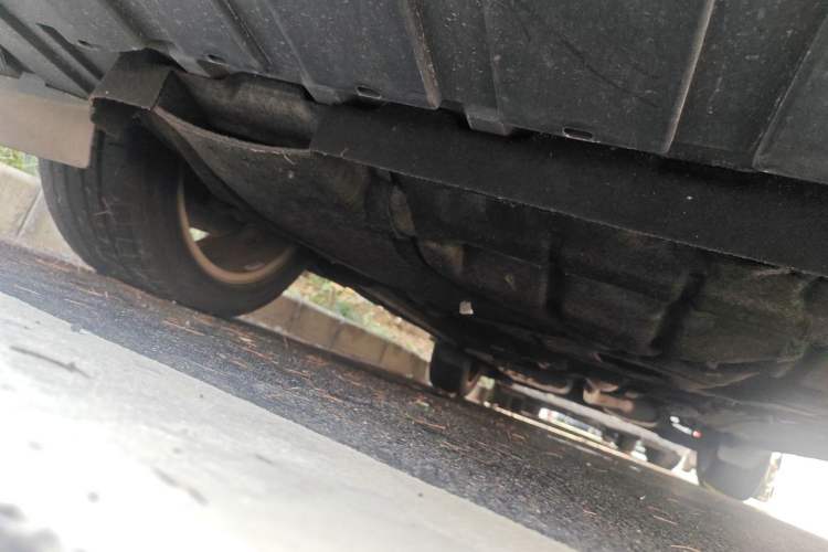 Used Lincoln MKC 2017 2.0T Two-Wheel Drive Deluxe Edition Chassis Front Left