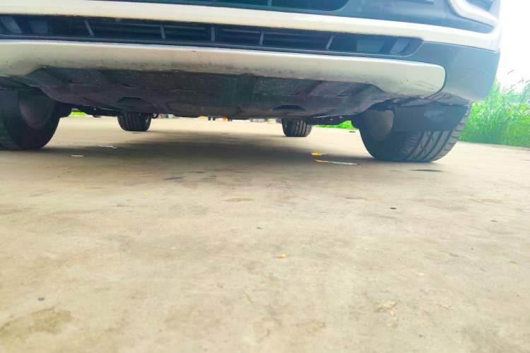 Used Lincoln MKC 2017 2.0T Two-Wheel Drive Deluxe Edition Chassis Front