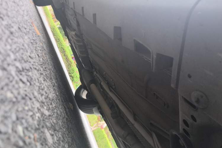 Used Lincoln MKC 2017 2.0T Four-Wheel Drive Zunya Edition Chassis Front Right