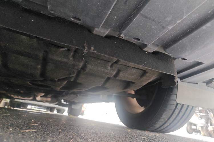 Used Lincoln MKC 2017 2.0T Two-Wheel Drive Deluxe Edition Chassis Front Right
