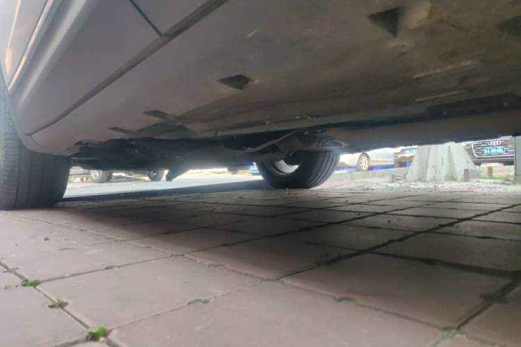 Used Lincoln MKC 2017 2.0T Four-Wheel Drive Zunya Edition Chassis Rear Left