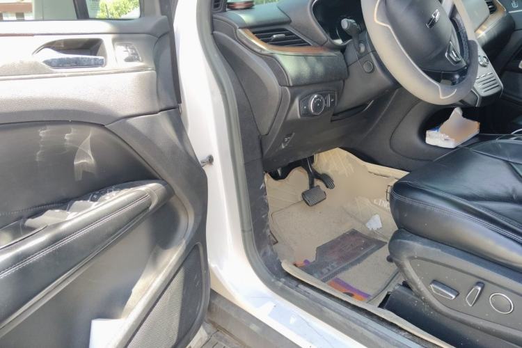 Used Lincoln MKC 2017 2.0T Four-Wheel Drive Zunya Edition Driver Seat