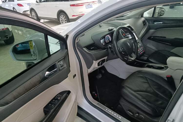Used Lincoln MKC 2017 2.0T Four-Wheel Drive Zunya Edition Driver Seat