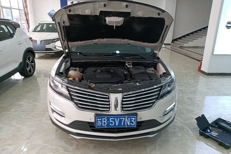 Used Lincoln MKC 2017 2.0T Four-Wheel Drive Zunya Edition Engine Bay