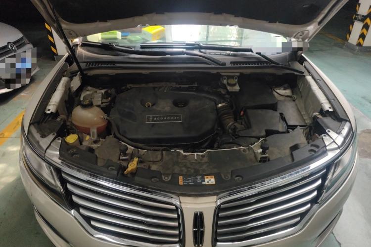Used Lincoln MKC 2017 2.0T Two-Wheel-Drive Luxury Edition Engine Bay