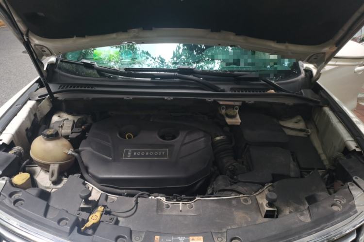 Used Lincoln MKC 2017 2.0T Four-Wheel Drive Zunya Edition Engine Bay