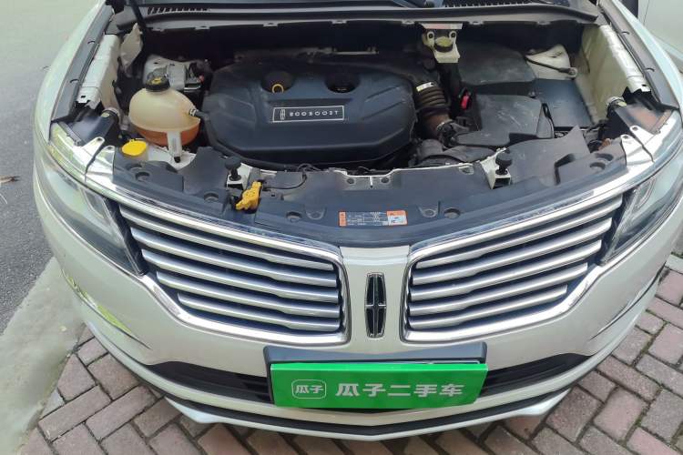 Used Lincoln MKC 2017 2.0T Two-Wheel Drive Zunyue Edition Engine Bay