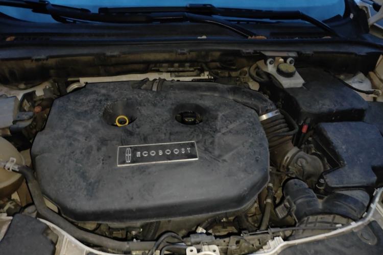 Used Lincoln MKC 2017 2.0T Two-Wheel Drive Zunyue Edition Engine Bay