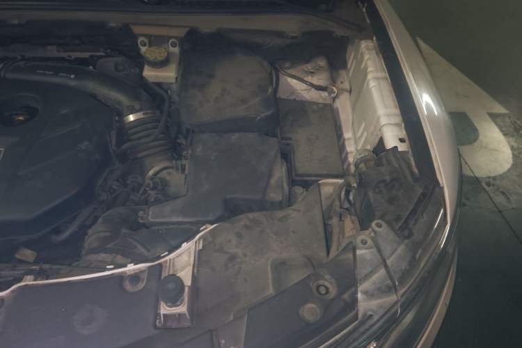 Used Lincoln MKC 2017 2.0T Four-Wheel Drive Zunya Edition Engine Bay Left