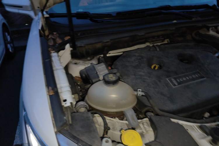 Used Lincoln MKC 2017 2.0T Two-Wheel Drive Zunyue Edition Engine Bay Right