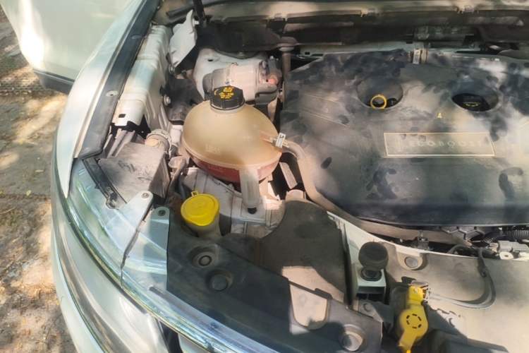 Used Lincoln MKC 2017 2.0T Two-Wheel Drive Zunyue Edition Engine Bay Right