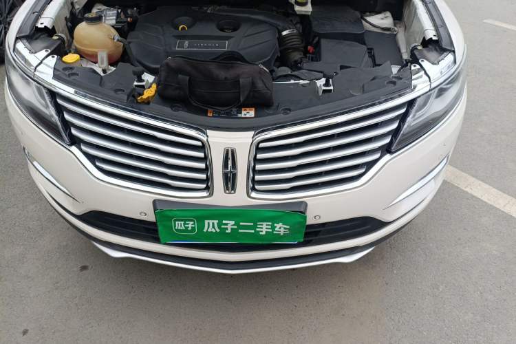 Used Lincoln MKC 2017 2.0T Four-Wheel Drive Zunya Edition Engine Bay
