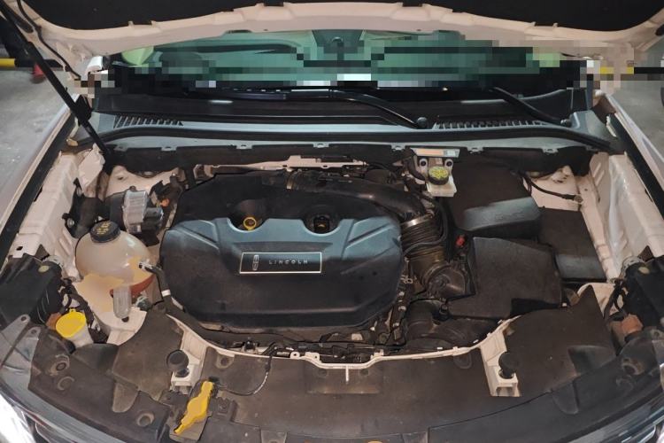 Used Lincoln MKC 2017 2.0T Two-Wheel-Drive Luxury Edition Engine Bay