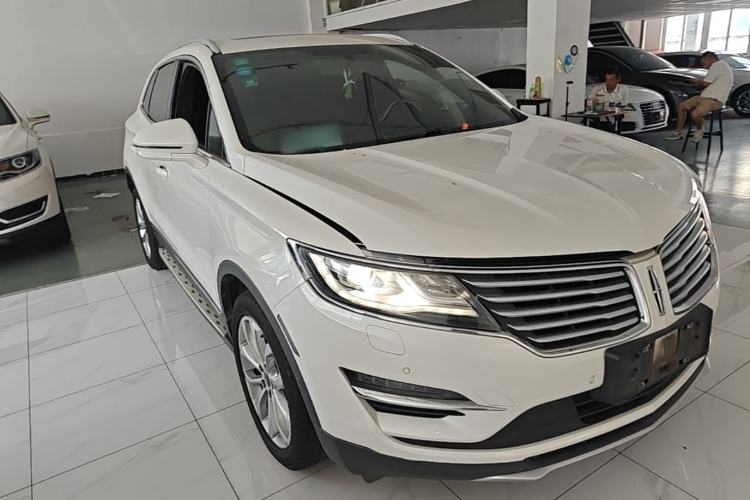 Used Lincoln MKC 2017 2.0T Two-Wheel-Drive Luxury Edition Exterior 1