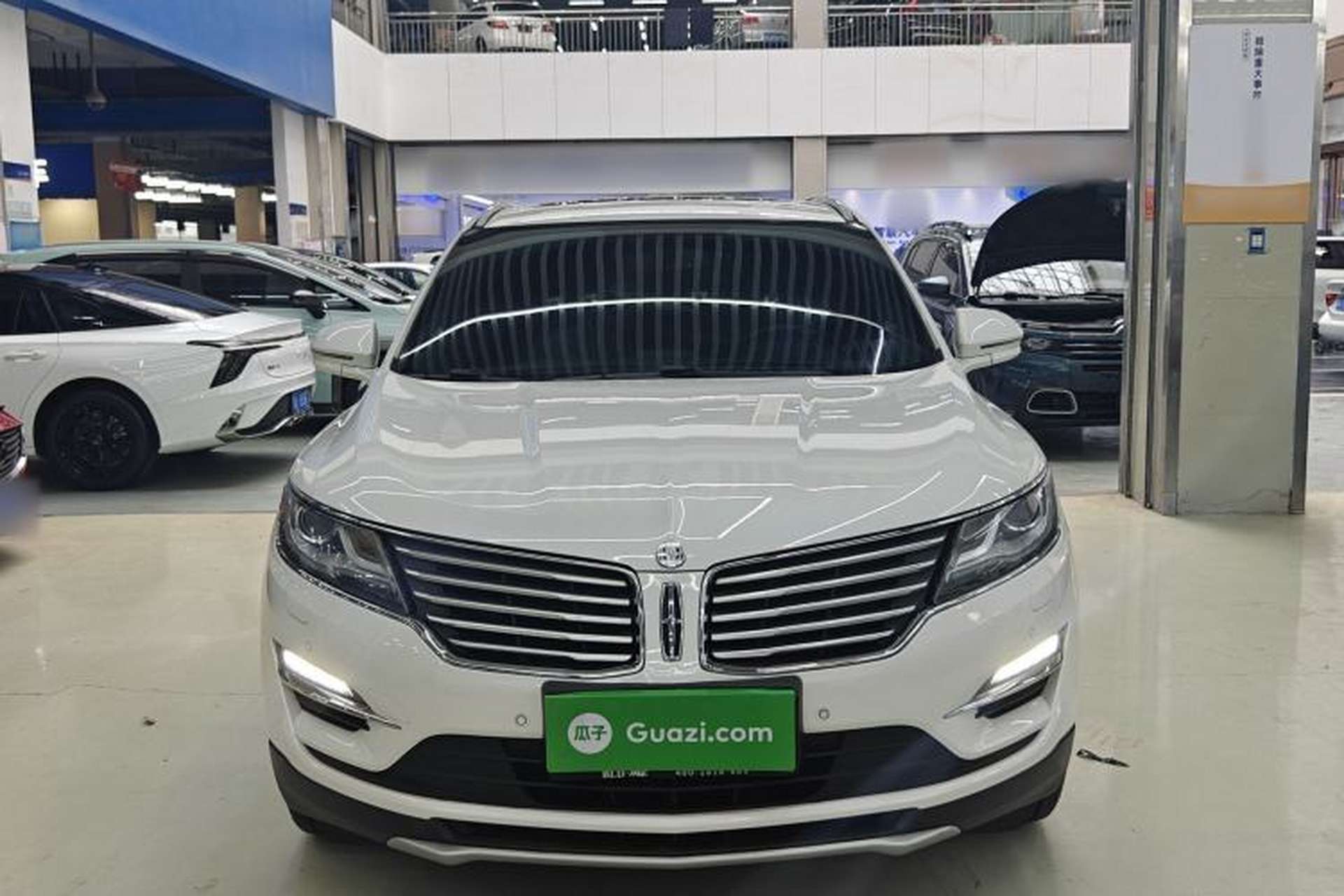 Used Lincoln MKC 2017 2.0T Four-Wheel Drive Zunya Edition Exterior 2